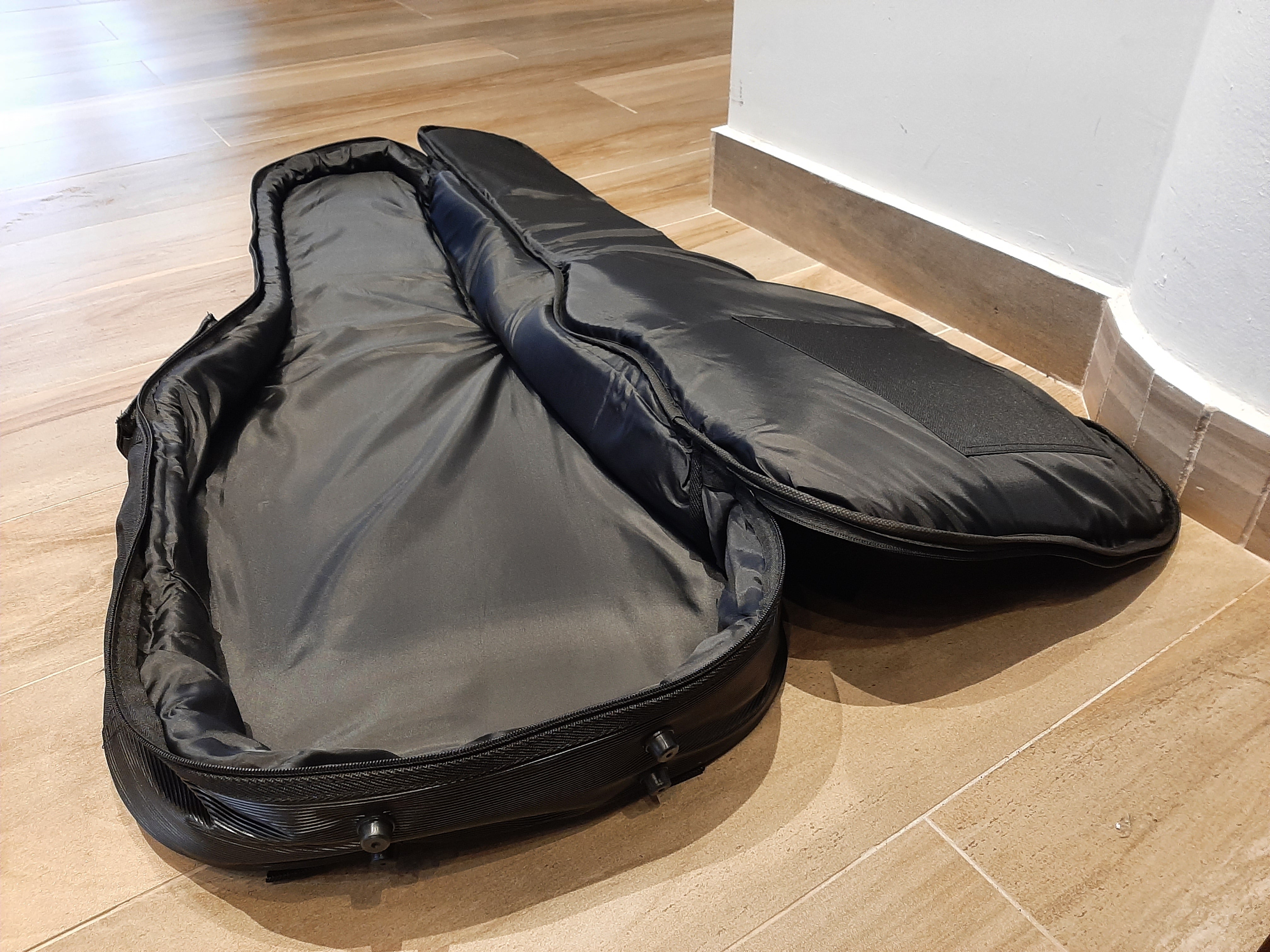 Classical on sale guitar bag